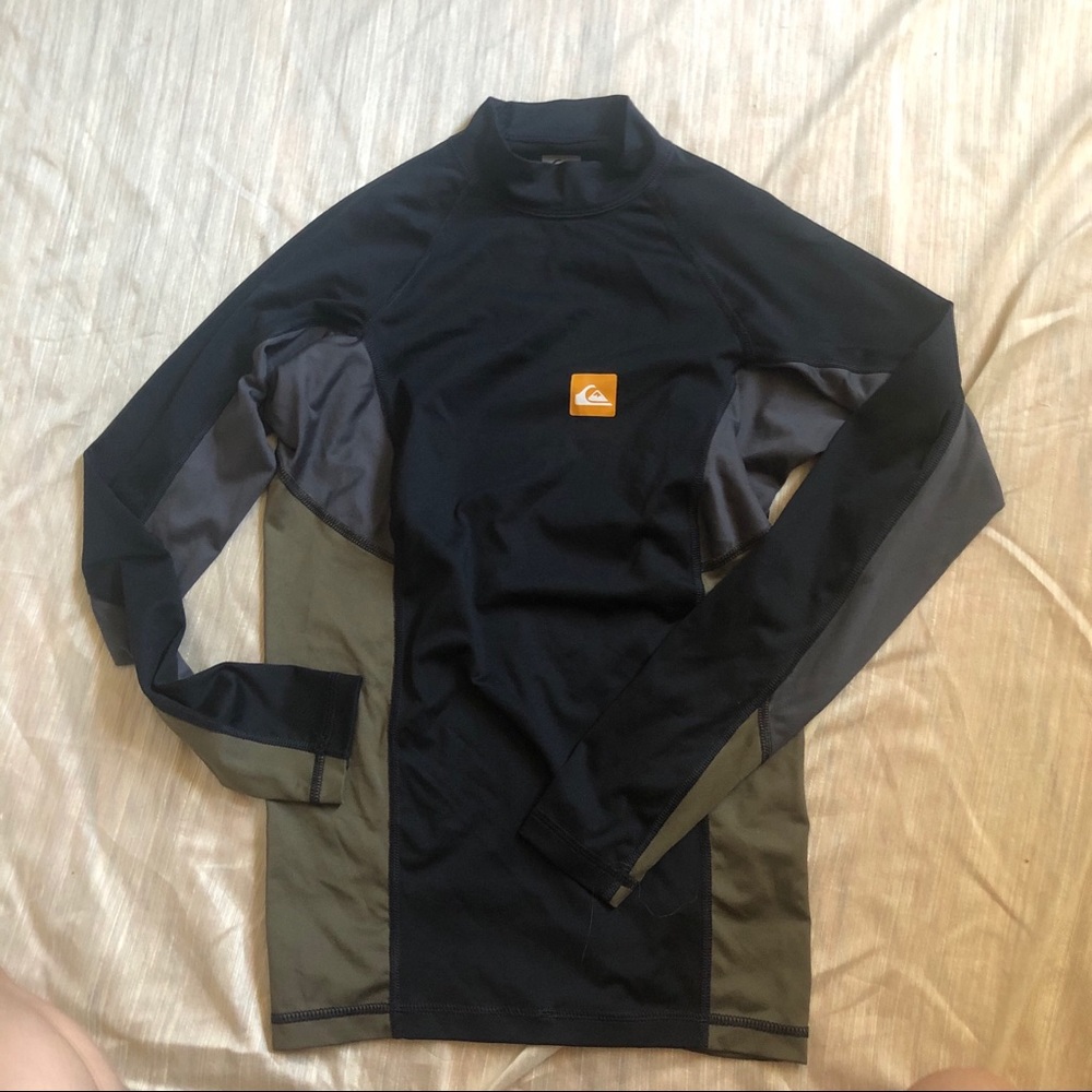quiksilver surf top